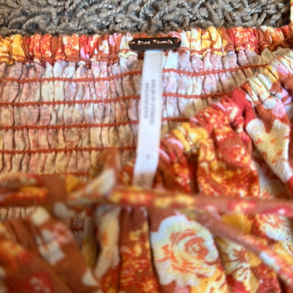 NWOT romper - Picture 3 of 4